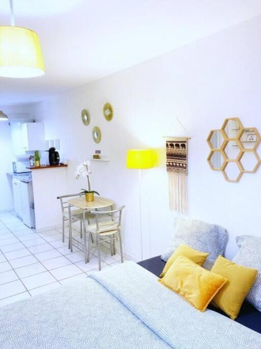 A 5 Mn A Pied De La Gare Saint-roch Apartment *